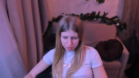 Kira online show from 12-18-24, 10:13