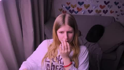 Kira online show from 02-15-25, 11:14