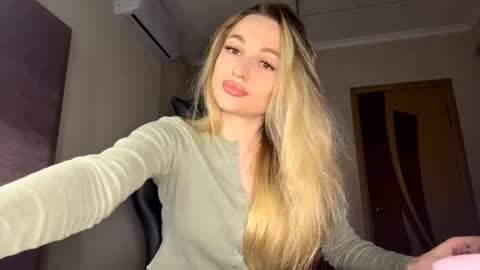 kirstinenter online show from 02-22-26, 10:25