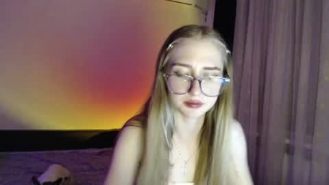 Snapshot of kisa____ chatting on 07-13-26, 08:44 kisa____ online show from 07-13-26, 08:44