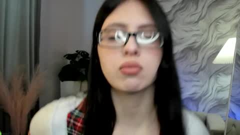 Kisa  online show from 04-07-26, 10:15