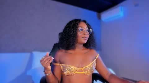 kishalove_ online show from 10-24-25, 10:11