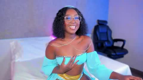 kishalove_ online show from 10-31-25, 10:38