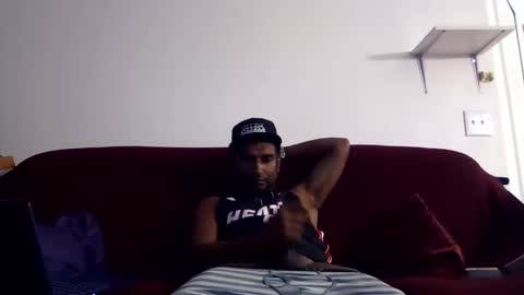 Kishan2525 online show from 11-18-25, 10:52