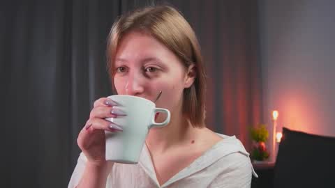 kiss_me_mila online show from 11-06-25, 04:13