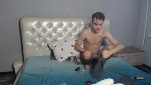 Snapshot of kiss_storm chatting on 10-27-25, 07:34 Angela and Dan online show from 10-27-25, 07:34