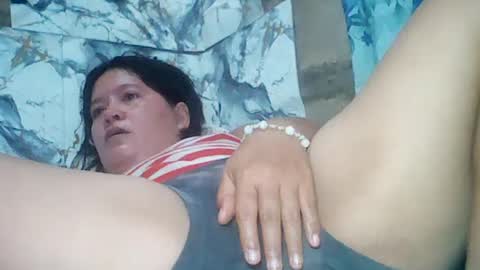 Snapshot of kissableapple chatting on 07-29-26, 01:59 apple online show from 07-29-26, 01:59
