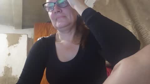 kissandvibe online show from 10-28-25, 08:44