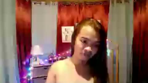 Snapshot of kisses_asian143 chatting on 07-12-26, 11:34 VICTORIA online show from 07-12-26, 11:34