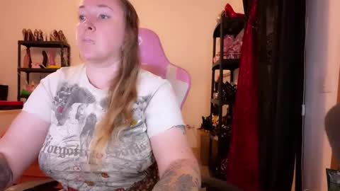 Snapshot of kissica chatting on 10-29-25, 06:53 kissica online show from 10-29-25, 06:53