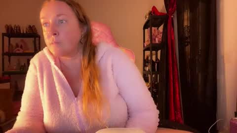 Snapshot of kissica chatting on 11-19-25, 05:57 kissica online show from 11-19-25, 05:57