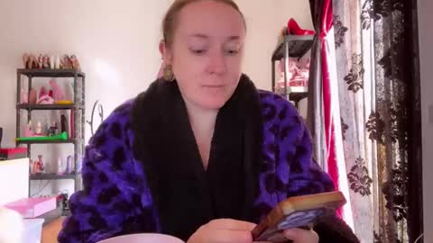 Snapshot of kissica chatting on 11-25-25, 09:09 kissica online show from 11-25-25, 09:09