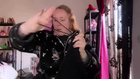 kissica online show from 02-11-26, 02:33