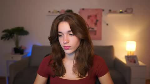 Snapshot of kissiecat chatting on 09-10-25, 05:13 Sisi online show from 09-10-25, 05:13