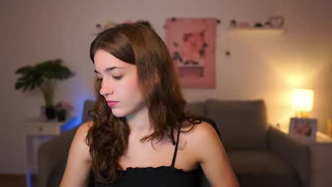 Snapshot of kissiecat chatting on 09-20-25, 06:20 Sisi online show from 09-20-25, 06:20