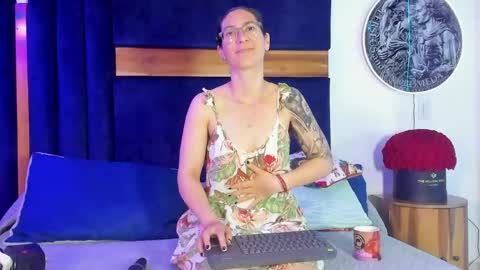 Snapshot of kissingcobank chatting on 05-14-26, 03:35 Kissing Company online show from 05-14-26, 03:35