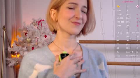 Kate  online show from 12-13-24, 01:55