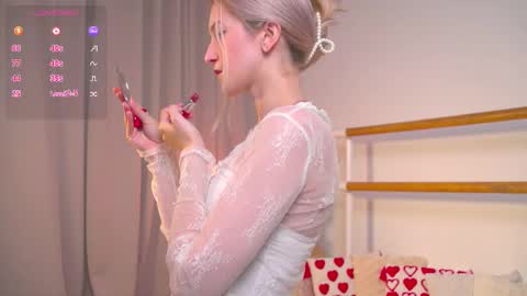 Kate  online show from 09-26-25, 02:21