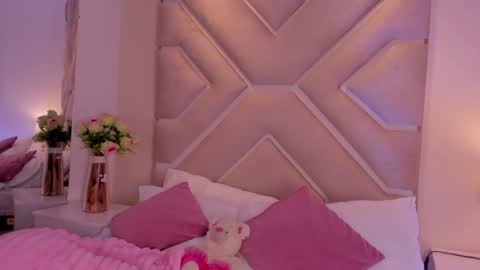 Snapshot of kisskitty__ chatting on 04-06-26, 09:16 kisskitty__ online show from 04-06-26, 09:16