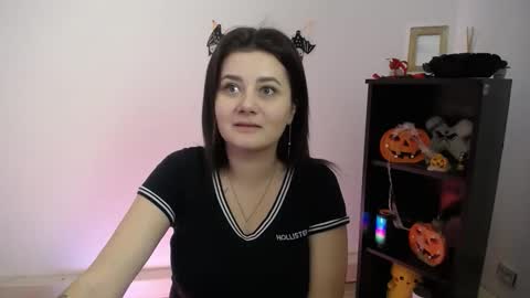 kissleoxx online show from 10-29-25, 01:24