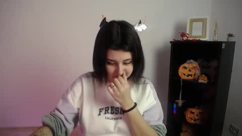 kissleoxx online show from 11-09-25, 01:31