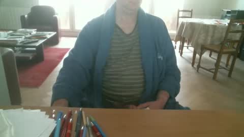 kisslog1 online show from 11-02-25, 09:00