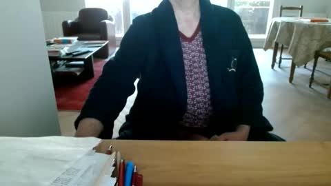 Snapshot of kisslog1 chatting on 05-25-26, 06:19 kisslog1 online show from 05-25-26, 06:19