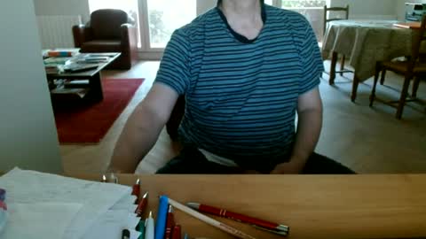 Snapshot of kisslog1 chatting on 06-21-26, 06:16 kisslog1 online show from 06-21-26, 06:16