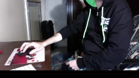 Snapshot of kissofbanned1983 chatting on 10-31-25, 10:11 kissofbanned1983 online show from 10-31-25, 10:11