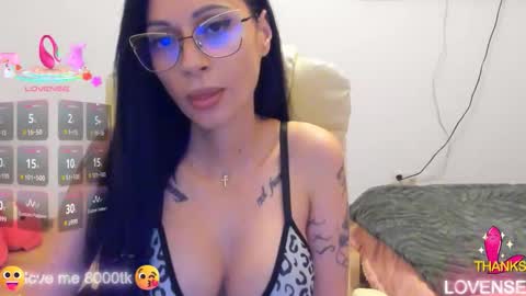 kisssnicol online show from 11-08-25, 04:51