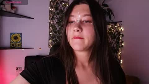 Snapshot of kisstarxxx chatting on 07-24-26, 03:04 Helena and Brad online show from 07-24-26, 03:04