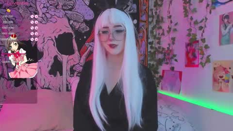 Kissthasky online show from 10-06-25, 07:22