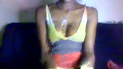 kissybabe01 online show from 10-18-25, 10:49