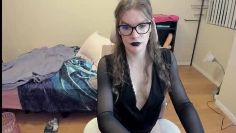 kissykryssie online show from 02-19-26, 04:41