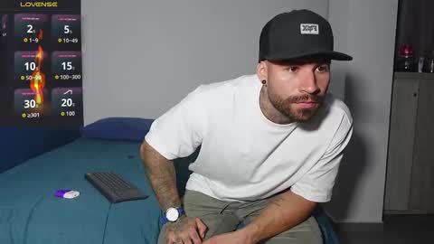 Snapshot of kite__ chatting on 11-10-25, 03:16 kite__ online show from 11-10-25, 03:16