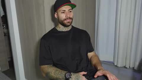 Snapshot of kite__ chatting on 01-05-26, 11:08 kite__ online show from 01-05-26, 11:08