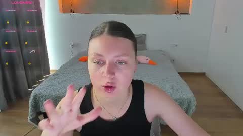 kitkatvel online show from 06-18-26, 05:19