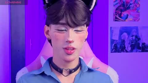 Snapshot of kitsuneplay_ chatting on 04-14-26, 05:30 Salvatore online show from 04-14-26, 05:30