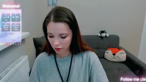 Snapshot of kitten_alisa chatting on 06-05-26, 08:36 Alissa online show from 06-05-26, 08:36