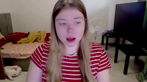 Jennyblonde and Emmabrunette online show from 01-13-26, 09:47