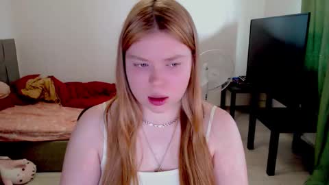 Jennyblonde and Emmabrunette online show from 03-31-26, 01:33