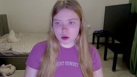 Jennyblonde and Emmabrunette online show from 07-11-26, 04:53