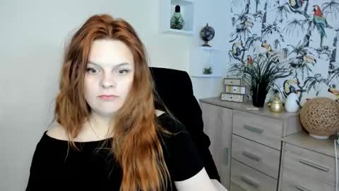 Snapshot of kittengingerxo chatting on 05-12-26, 01:52 Kitten online show from 05-12-26, 01:52