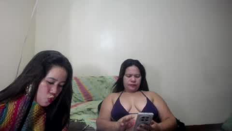 Snapshot of kittensquirtpussy chatting on 07-26-26, 01:03 kittensquirtpussy online show from 07-26-26, 01:03