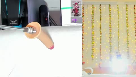 Kitty online show from 05-31-26, 10:22