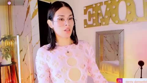 Snapshot of kitty__sexy_ chatting on 10-03-25, 05:15 dann online show from 10-03-25, 05:15