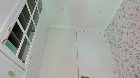Snapshot of kitty__sophie chatting on 06-30-26, 06:42 sophie online show from 06-30-26, 06:42