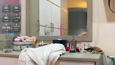 Snapshot of kitty_always chatting on 05-07-26, 01:27 AmelleJace online show from 05-07-26, 01:27