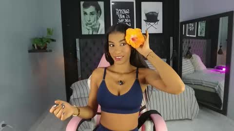 Snapshot of kitty_collins_ chatting on 10-24-25, 11:17 Kitty online show from 10-24-25, 11:17