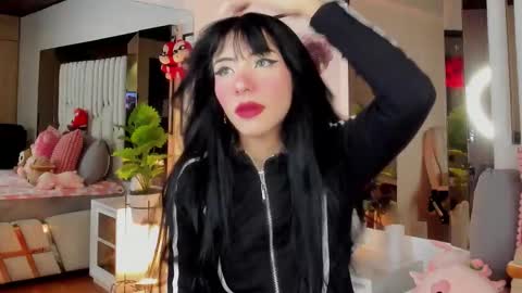 Snapshot of kitty_eliffe chatting on 09-17-25, 08:43 kitty online show from 09-17-25, 08:43